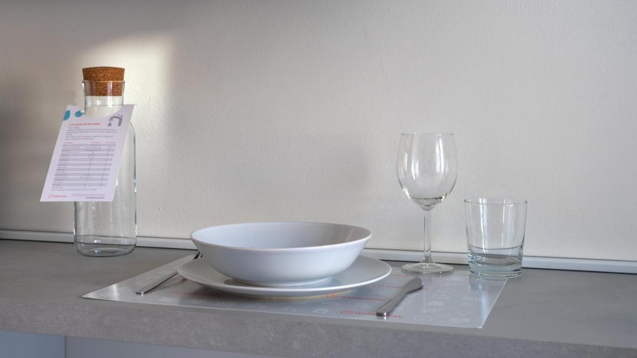 Italianway Apartment มิลาน ภายนอก รูปภาพ